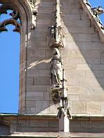Lyon, Cathedrale Saint Jean, facade, statue